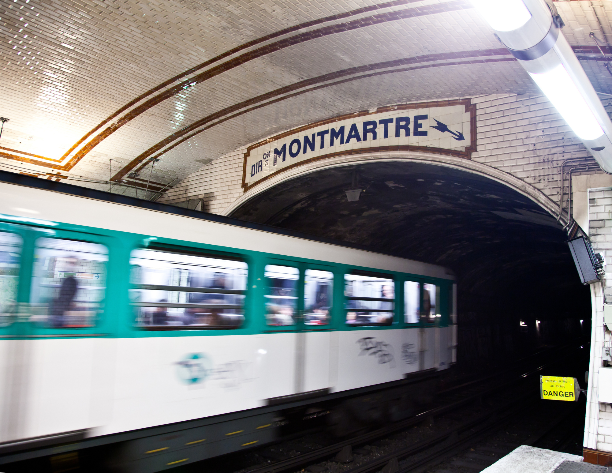 Panthéon Paris Guide.png